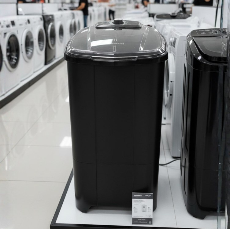 Lavadora de Roupa 10kg Newmaq Preta 127V